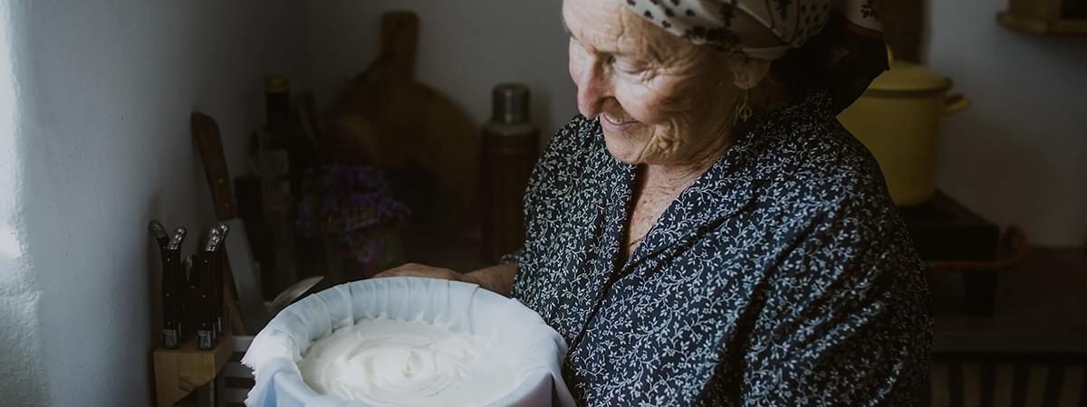 ギリシャヨーグルトとは